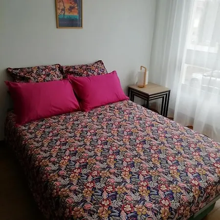 Un A Deux Pas De L'ocean 莱萨布勒-多洛讷